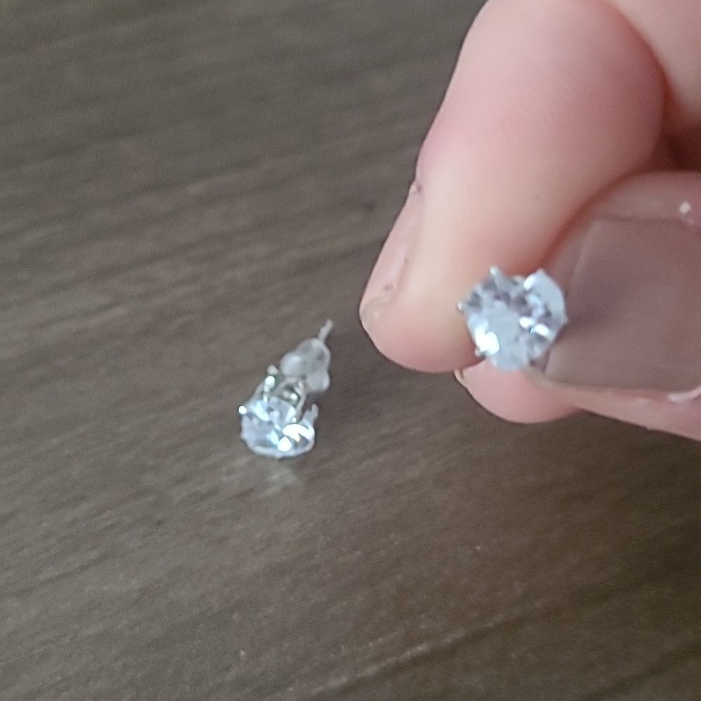 ♡♡♡ Heart Shaped Stud Zirconia 12 Pair Earring Set Silver